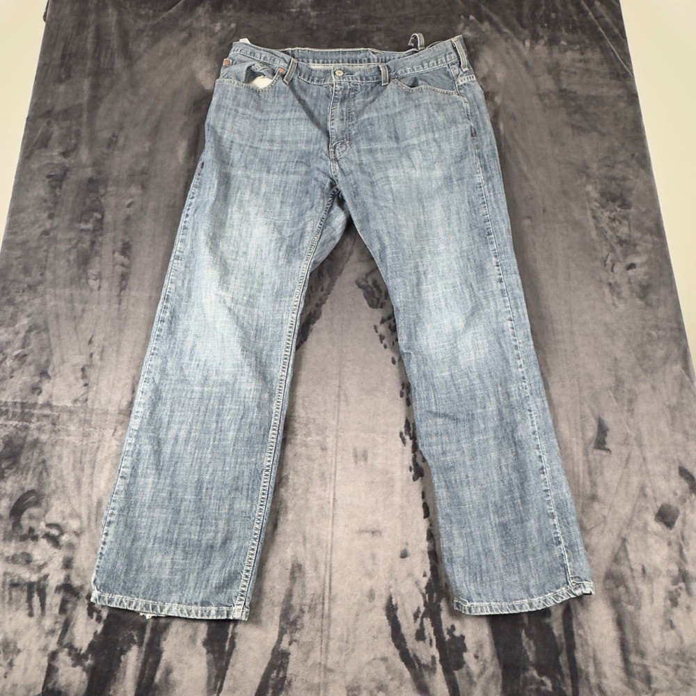 Levi's 569 Loose Straight Jeans Mens 38x32 Blue Light Wash Denim 00569-0133